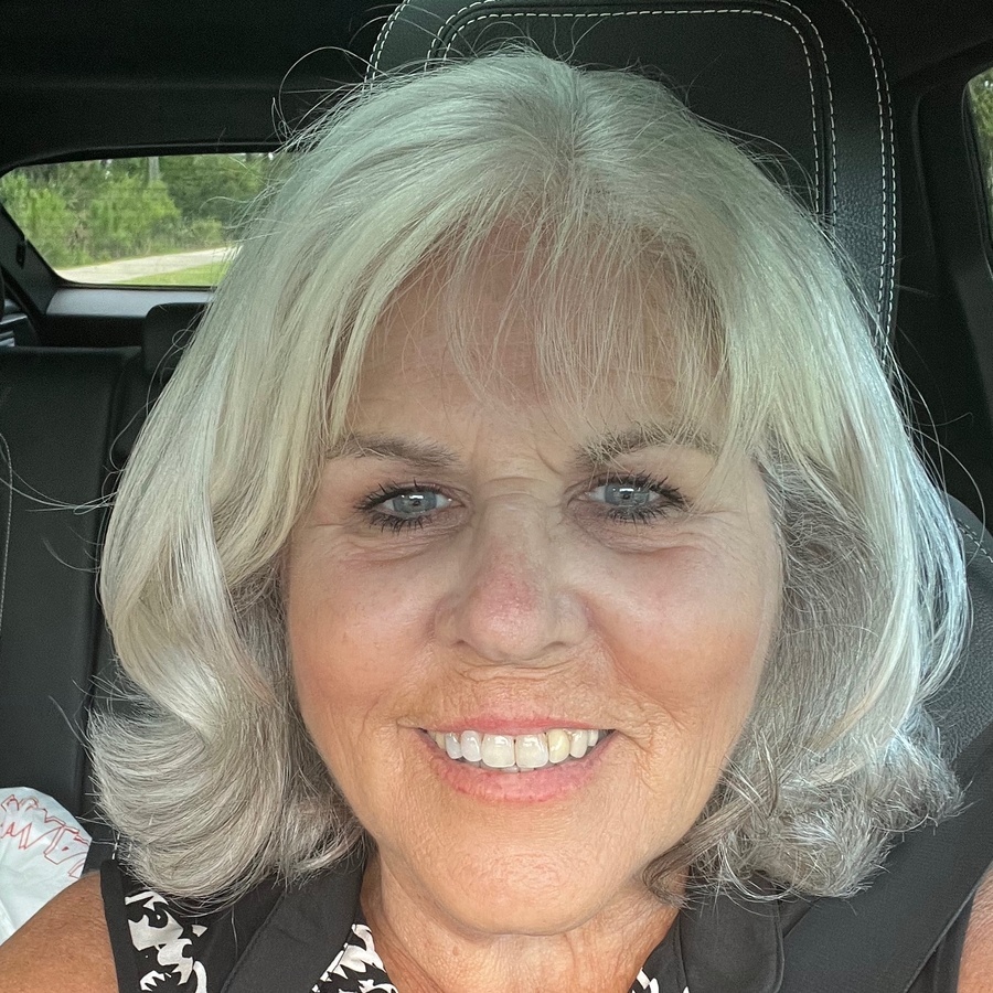 Janet Lustik , GRI, e-PRO,